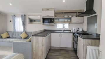 Utensilis de cuina, vaixella i coberteria