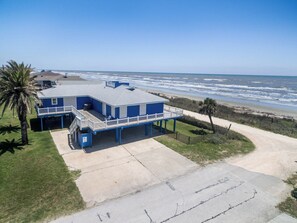 Ev (3 Bedrooms) | Konaklama yerinin ön cephesi