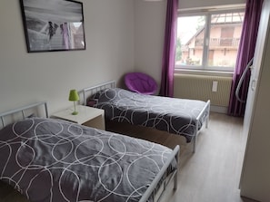 2 bedrooms, iron/ironing board, WiFi, bed sheets