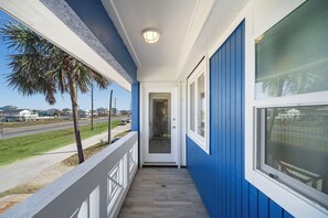 House (4 Bedrooms) | Property amenity