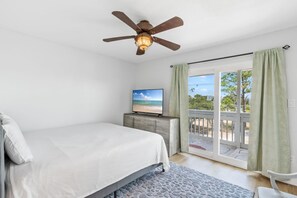 2 bedrooms, iron/ironing board, bed sheets