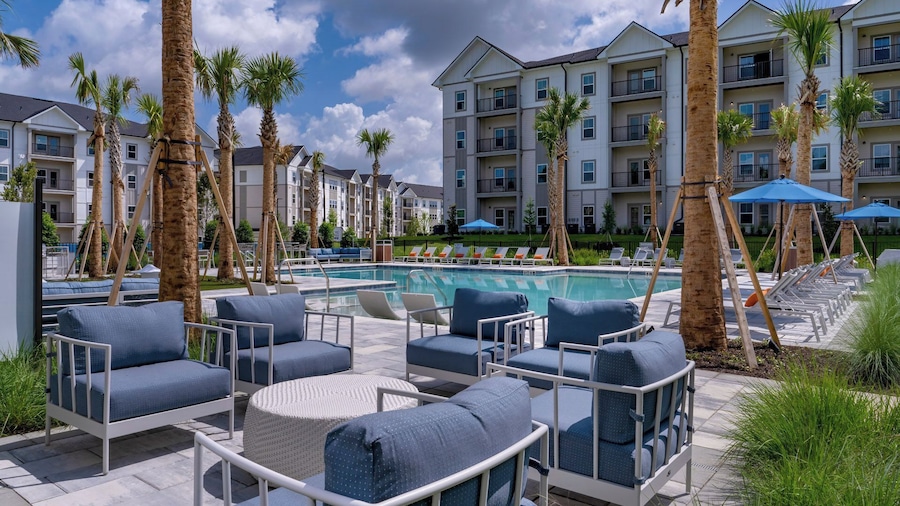 Landing Apartments Rolling Hills