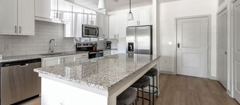 Landing Apartments Rolling Hills