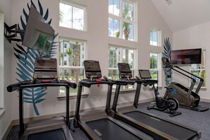 Fitness facility - Landing Apartments Rolling Hills (Jacksonville)