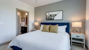 Apartemen, 1 kamar tidur | Didekorasi berbeda-beda dan dilengkapi dengan perabotan berbeda-beda