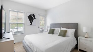 Apartment, 1 Bedroom | Individually decorated, individually furnished
