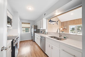 House (3 Bedrooms) | Property amenity