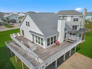 House (3 Bedrooms) | Property amenity - Crab Claw by Ryson Vacation Rentals (Galveston)