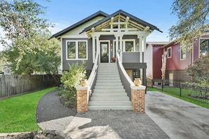 獨棟房屋 (3 Bedrooms) | 住宿設施服務