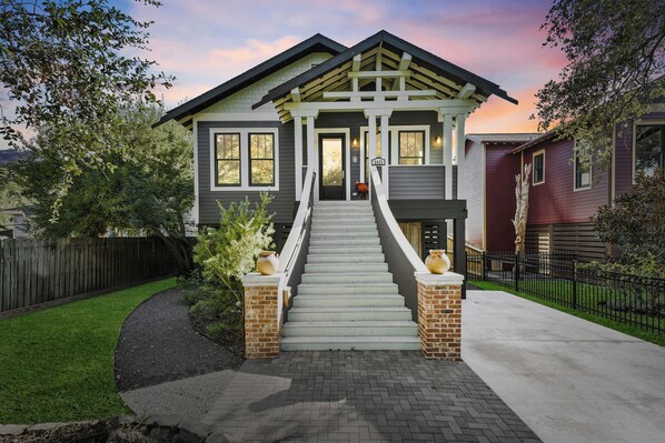 House (3 Bedrooms) | Front of property - Ebb and Glow Retreat by Ryson Vacation Rentals (Galveston)