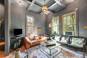 House (3 Bedrooms) | Property amenity - Ebb and Glow Retreat by Ryson Vacation Rentals (Galveston)