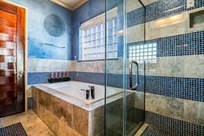 Casa (Multiple Bedrooms) | Servicio de la propiedad