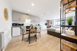 1 habitación, internet y ropa de cama 