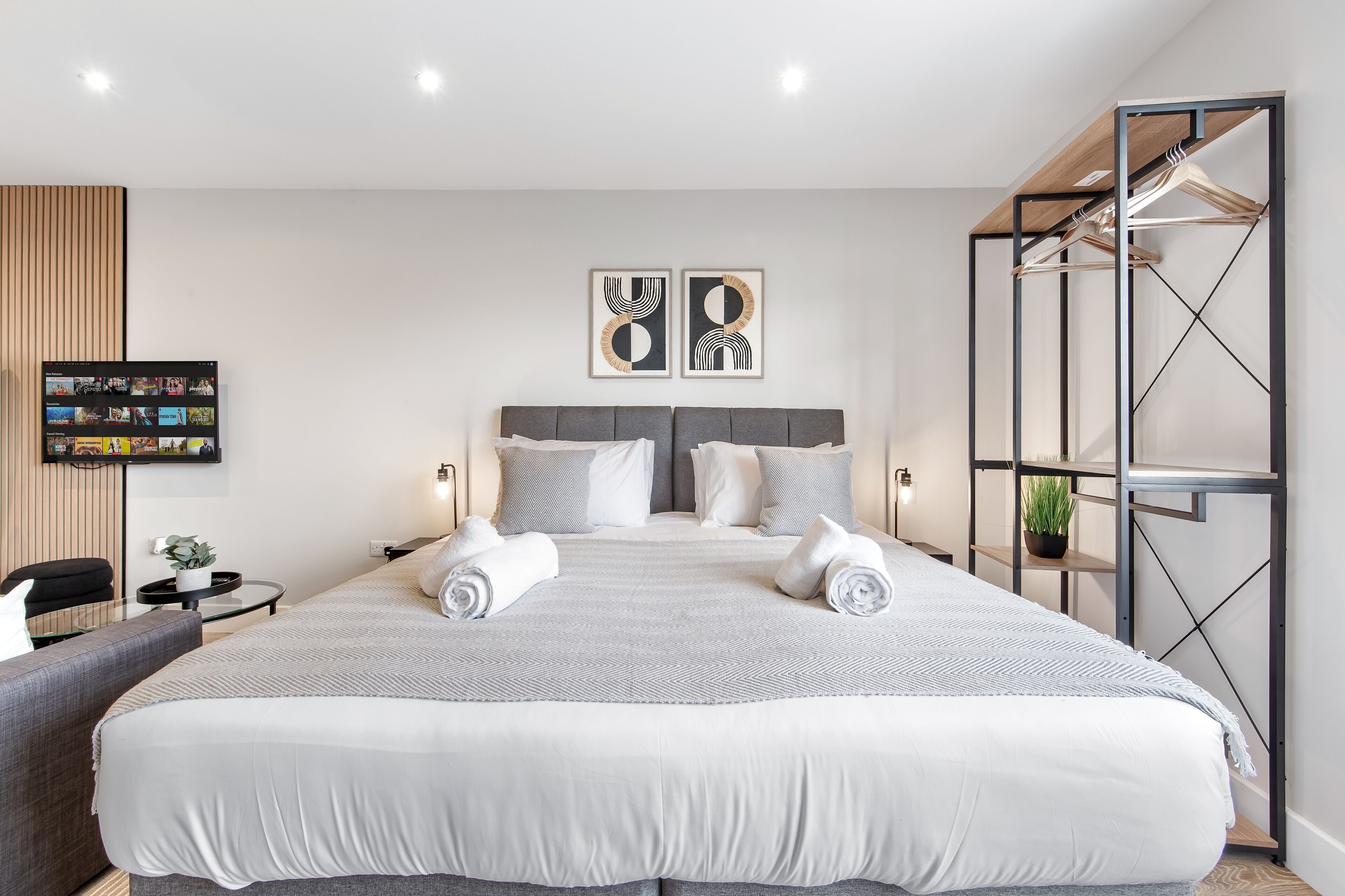 1 bedroom, free WiFi, bed sheets