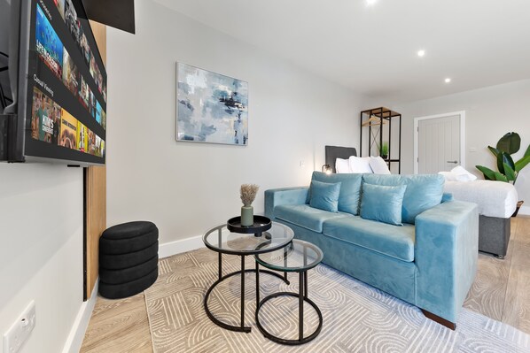 Unclassified image, 1 of 35, button