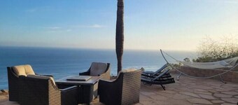 Malibu Everafter 2 Adjoining units sleeps 8