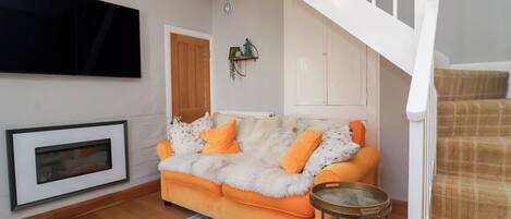 Cottage | Living area