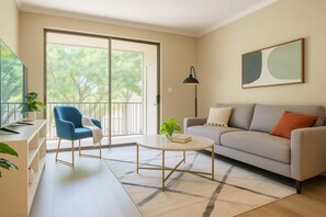 テレビ、書斎 / ワークスペース