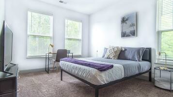 3 chambres, fer et planche Ă repasser, Wi-Fi, draps fournis