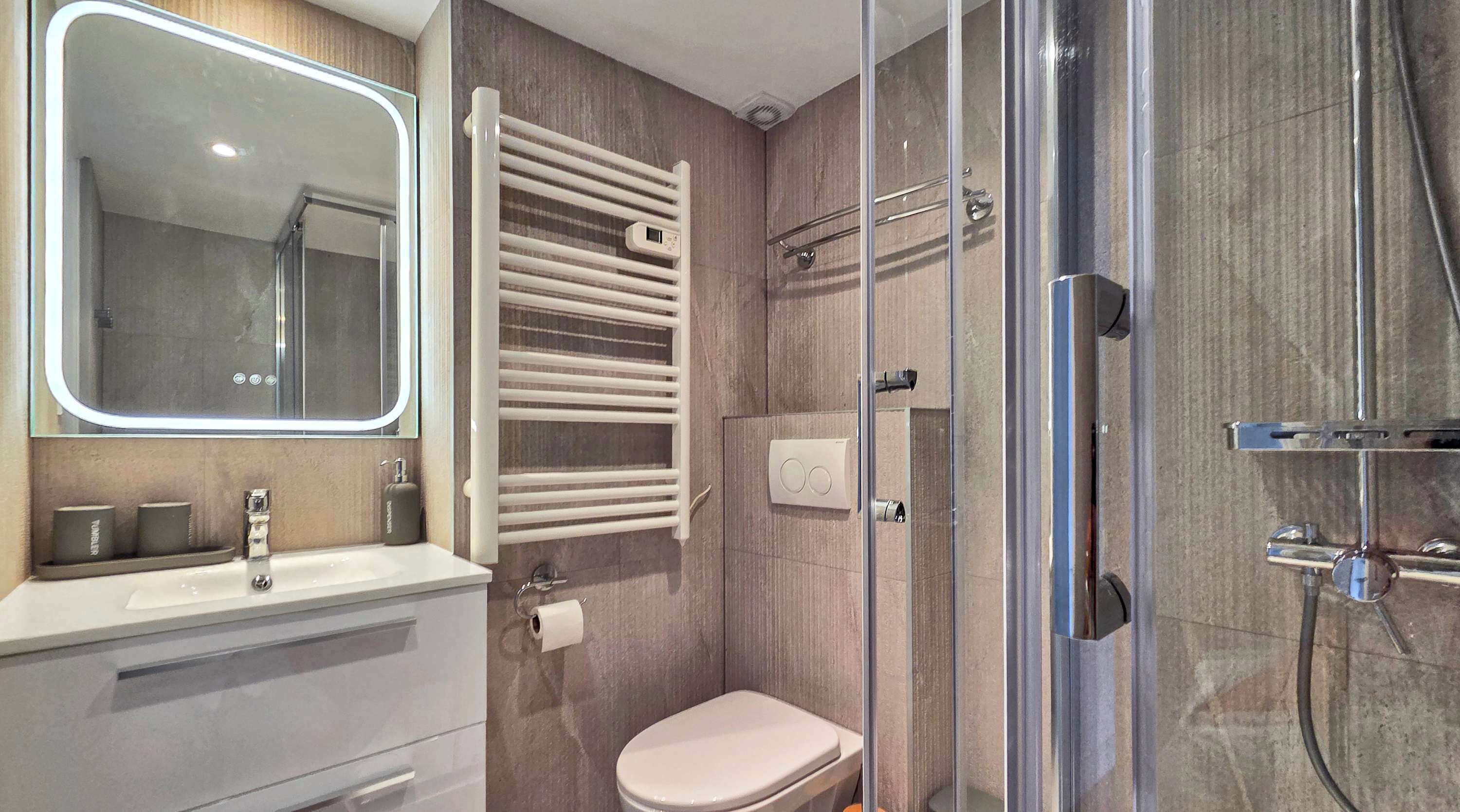 Shower, free toiletries, hair dryer, towels