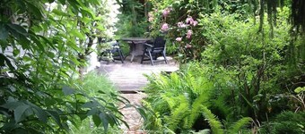 Ruhiges & charmantes Ferienhaus am Canower See