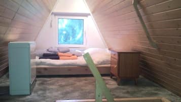 2 Schlafzimmer, Bügeleisen/Bügelbrett