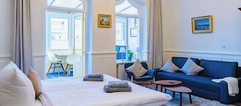 Nostalgische Suite mit Wintergarten am Kirchplatz