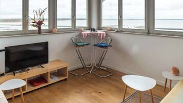 Televisio, työhuone