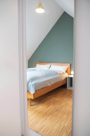 1 bedroom, iron/ironing board, WiFi