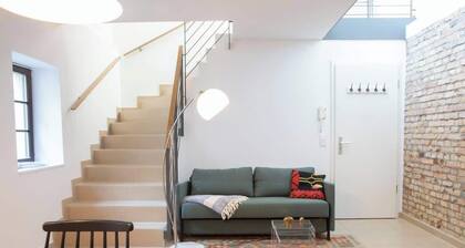 Charmante und ruhige Ferienwohnung mit Balkon