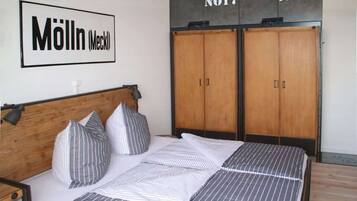 1 Schlafzimmer, Schreibtisch, Bügeleisen/Bügelbrett, WLAN