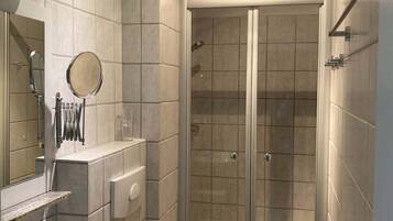 Een douche, een haardroger