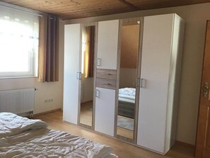 2 bedrooms, WiFi - Ferienwohnung Rosenweg (Rambin)
