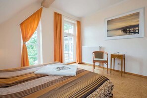 2 makuuhuonetta, vauvan matkasänky, Wi-Fi