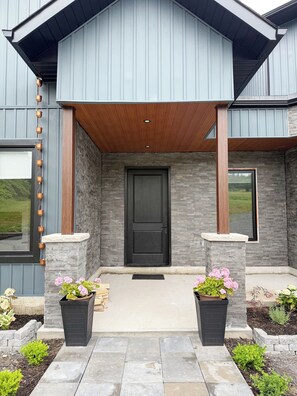 تفاصيل الفندق من الخارج