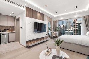 1 bedroom, desk, iron/ironing board, WiFi