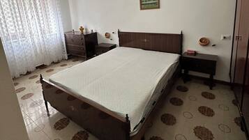 2 camere, ferro/asse da stiro, Wi-Fi, lenzuola