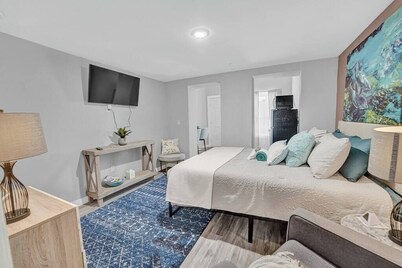 The Dolphin Watch Near the Beach in FWB - Unit 7