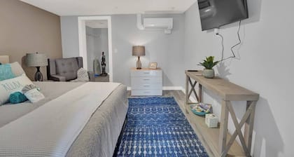 The Dolphin Watch Near the Beach in FWB - Unit 7