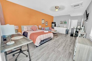 1 chambre, fer et planche à repasser, Wi-Fi, literie fournie