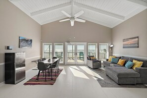 House (3 Bedrooms) | Property amenity - Parijatha by Ryson Vacation Rentals (Galveston)