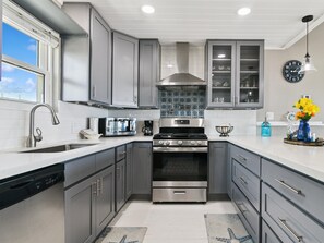 House (3 Bedrooms) | Property amenity - Parijatha by Ryson Vacation Rentals (Galveston)