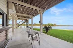 House (4 Bedrooms) | Property amenity