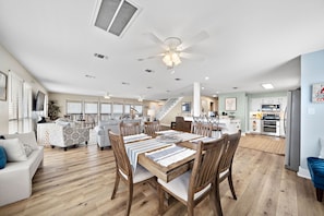 House (4 Bedrooms) | Property amenity