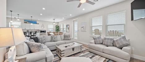 House (4 Bedrooms) | Property amenity