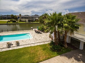 House (6 Bedrooms) | Property amenity - Luna Mar by Ryson Vacation Rentals (Galveston)