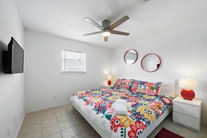 House (4 Bedrooms) | Property amenity