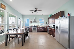 House (3 Bedrooms) | Property amenity