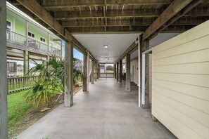 House (3 Bedrooms) | Property amenity