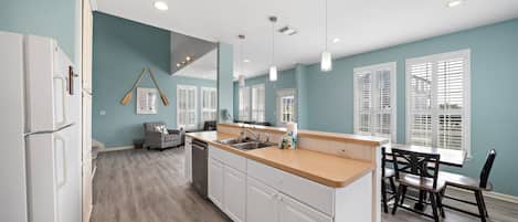 House (3 Bedrooms) | Property amenity
